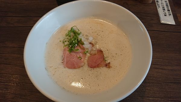 「TORI白湯ラーメン 880円」@麺 leads なかの 天理店の写真