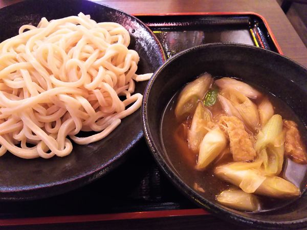 「肉ネギつけ汁うどん 並￥510」@焼鳥日高 小田急マルシェ大和店の写真