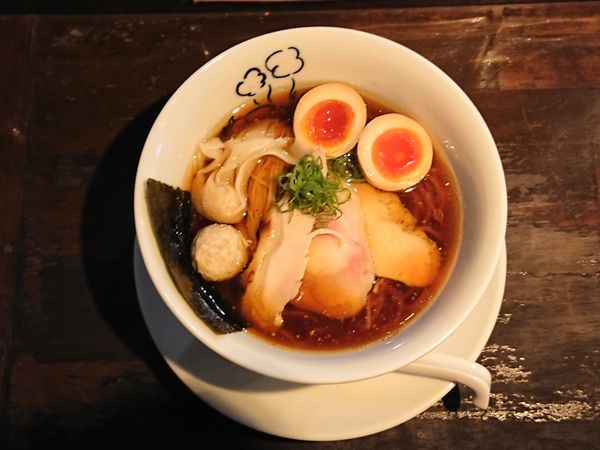 「特製鶏の醤油らーめん」@鶏喰～TRICK～の写真