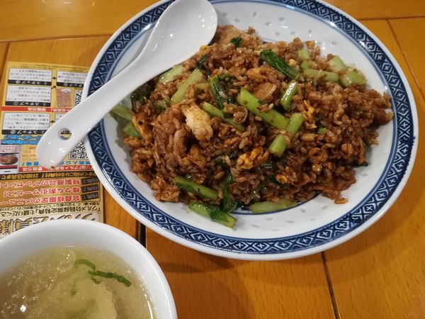 「黒酢チャーハン960」@中国ラーメン 揚州商人 イオンスタイル碑文谷店の写真