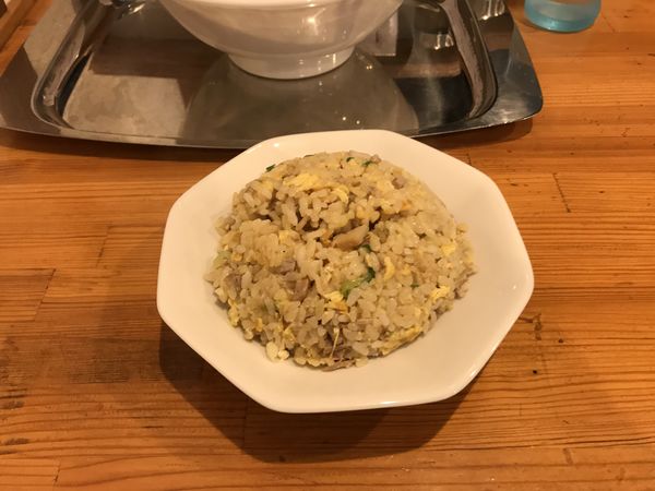 「半チャーハン」@煮干しだし醤油ラーメン 桂の写真