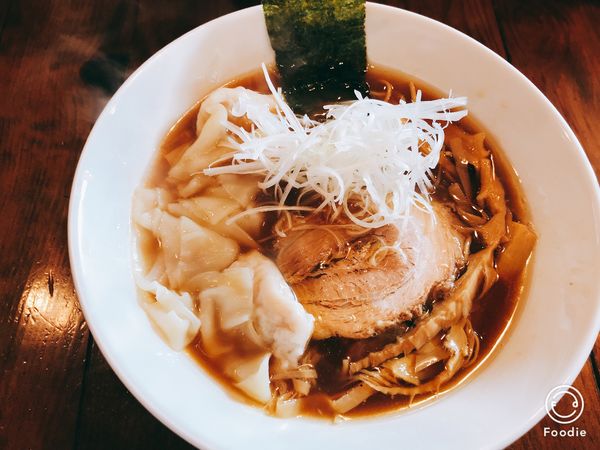 「わんたん中華そば」@武麗舞の写真