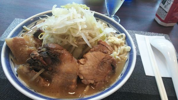 「ラーメン300ｇ＋愛情盛り♪」@K Dinerの写真