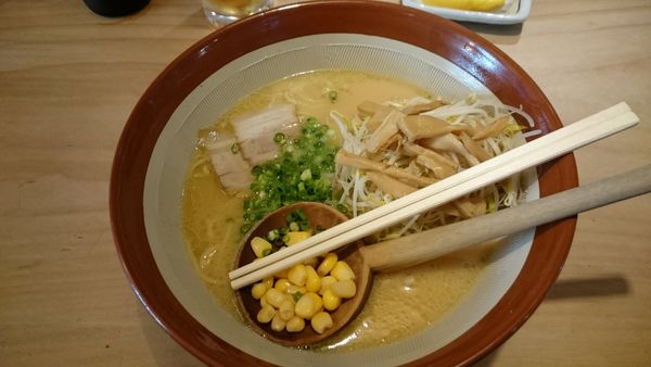 「ラーメン600円」@わらじの写真