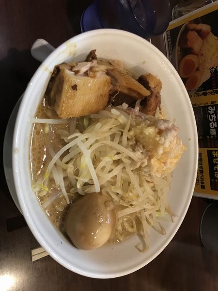 「ぶったま 中盛り」@ガツ盛リラーメン みちる屋 松戸店の写真