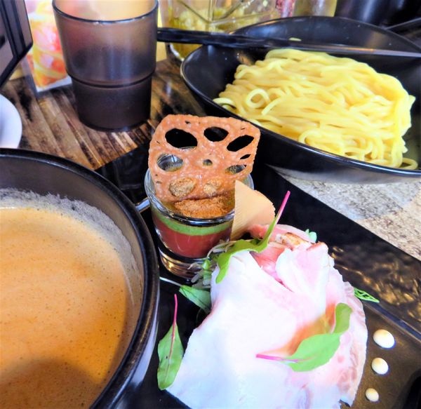 「つけ麺＋葱（1,000円）」@牛骨らーめん ぶるず 門前仲町店の写真