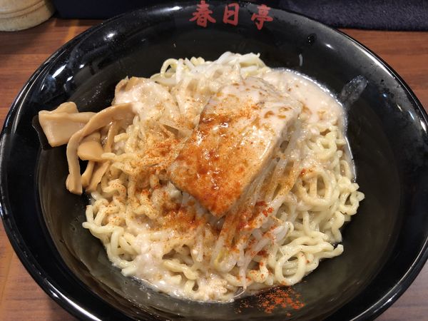 「鶏豚油ソバ」@油そば専門店 春日亭 池袋本店の写真