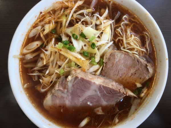 「辛口ねぎ醤油ラーメン 800円（チャーシュー1枚+150円）」@いくよ食堂の写真