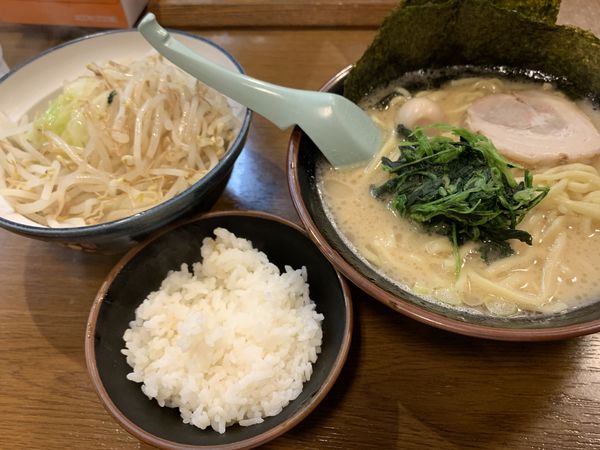 「ラーメン」@横浜家系ラーメンとりとんの写真