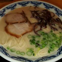 博多ラーメン720円
