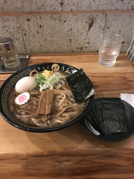 「特製中華そば(並)アッサリ+のりトッピング」@中華蕎麦うゑずの写真