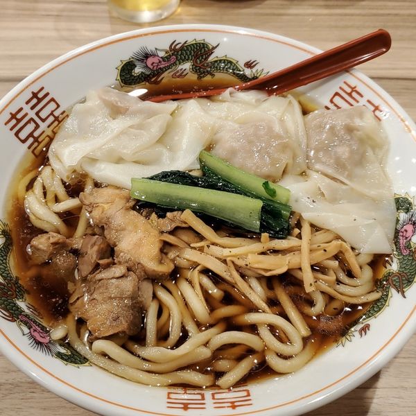 「【限定】笠岡ラーメン自家製麺Ver.太麺ストレート」@くじら食堂 nonowa東小金井店の写真