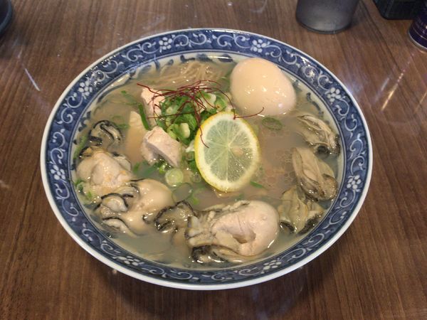 「牡蠣そば 特製 1,160円」@寿製麺よしかわ 保谷店の写真