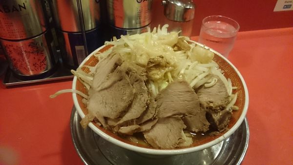 「大豚(ヤサイアブラ塊)￥９５０」@ラーメンタロー 大森の陣の写真
