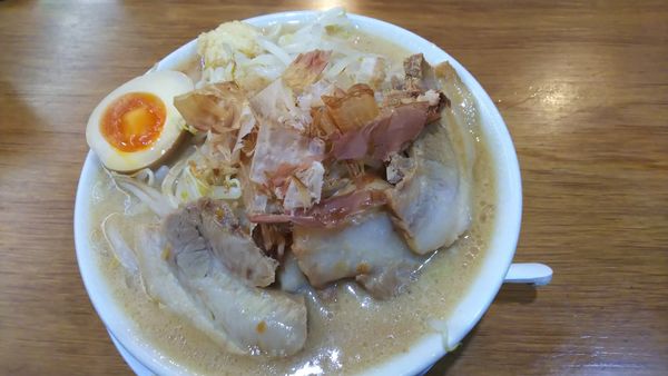 「ラーメン 750円+チャーシュー210円」@ラーメン・つけ麺 神起の写真