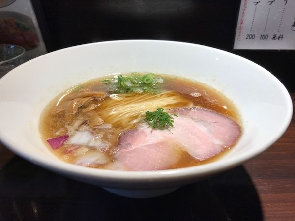「鴨脂煮干し醤油そば￥800」@九十九里煮干つけ麺 志奈田の写真