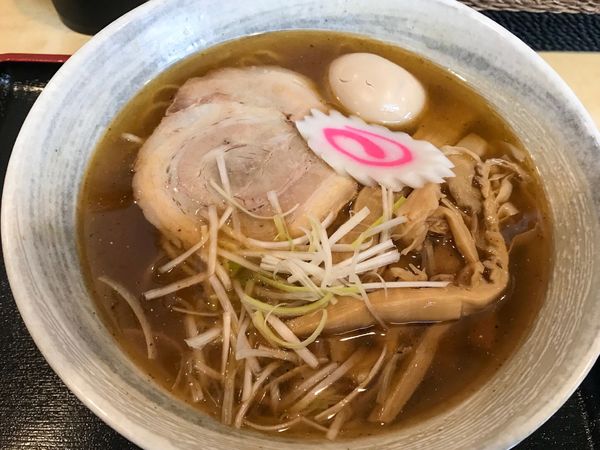 「あごだしらーめん 味付玉子」@栄昇らーめん 匠の写真