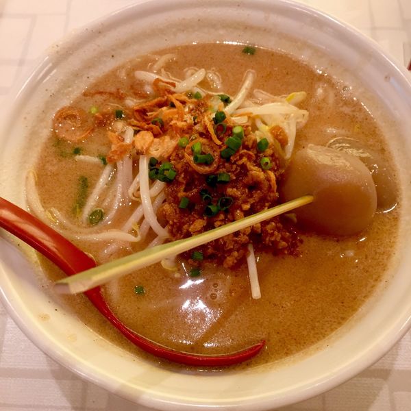 「山形味噌らーめん 半麺 790(869)」@みそ屋 田所商店 WBG店の写真