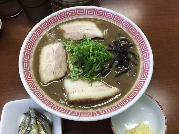 「【期間限定】東久留米 豚骨ラーメンpart3 750円」@中華蕎麦 丸め 東久留米店の写真