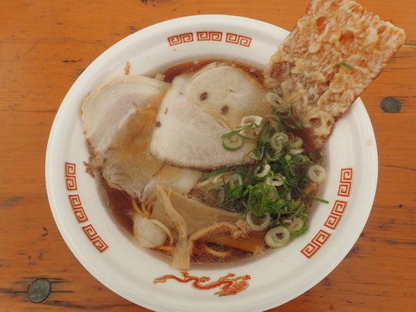 「喰海　2種のチャーシューと大判イカ天入り尾道ラーメン」@大つけ麺博 美味しいラーメン集まりすぎ祭の写真