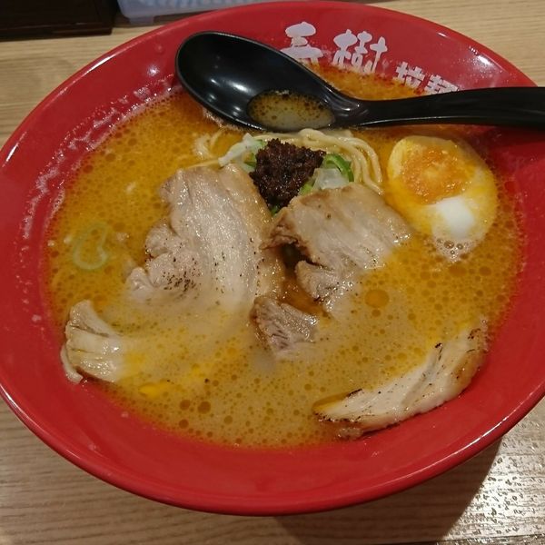 「えび豚骨拉麺」@横浜家系らーめん 春樹 中村橋店の写真