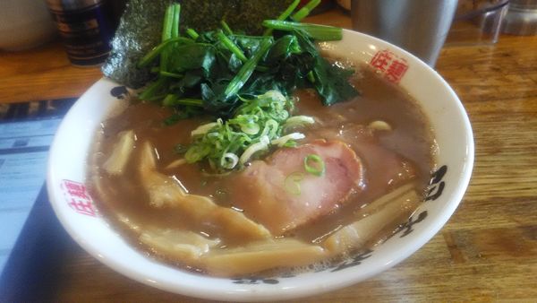 「ラーメン　+　ほうれん草」@麺屋 庄太 六浦本店の写真