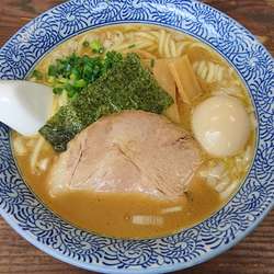大門ラーメン680円+味玉100円