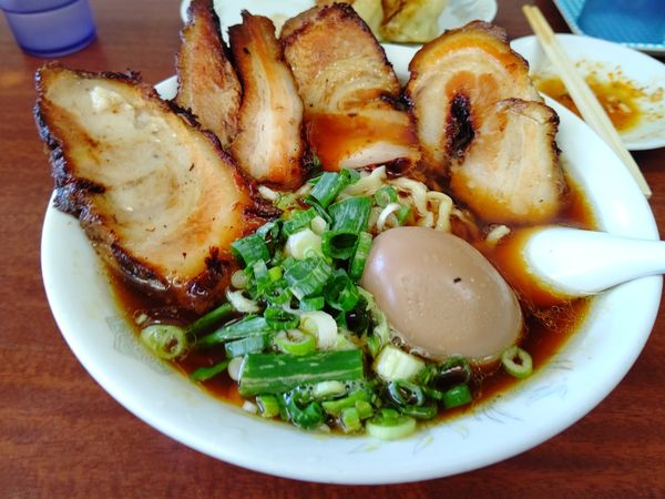 「あぶり焼醤油チャーシューメン(並盛・150g)850円」@陽気軒の写真