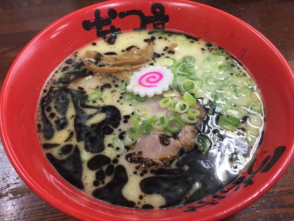 「黒葱油の鶏白湯らーめん」@なんつッ亭 秦野本店の写真