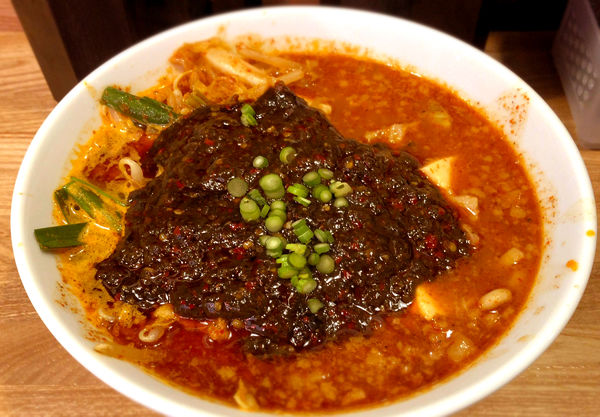 「ブラックラーメン・普通(850円)」@まっちゃんラーメン 一筋 葛飾立石本店の写真