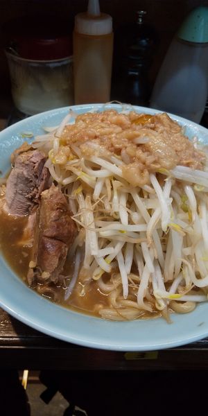 「小ラーメン(野菜アブラ増し)800円」@立川マシマシ OGKB店の写真