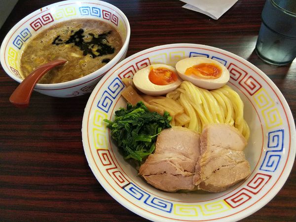 「【限定】超濃厚★豚骨つけ麺.黒　（並盛）　＋味玉：サービス券」@煮干しらあめん 燕黒の写真