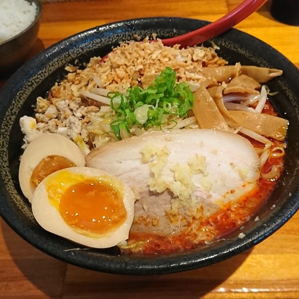 「スタミナ味噌ガッツ 味付け玉子」@らーめん 味噌ガッツ お花茶屋店の写真