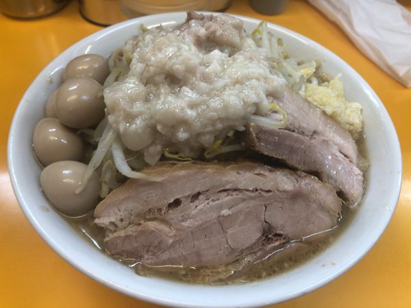 「ラーメン + うずら味玉」@ラーメンエース 八王子店の写真