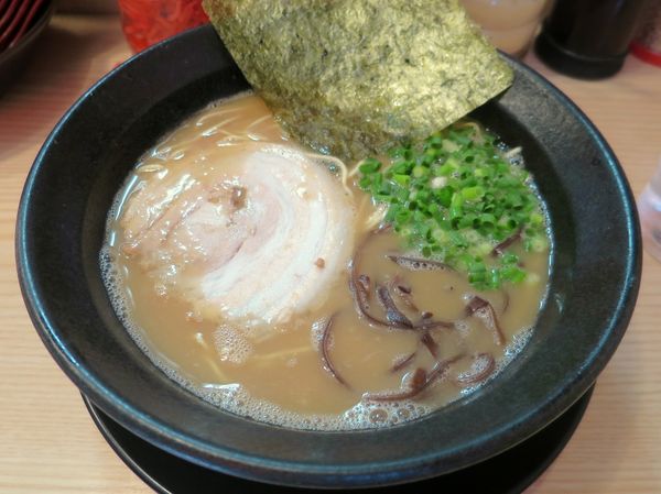 「ーめん ６５０円 ※粉落し」@九州とんこつらーめん ひらさわの写真