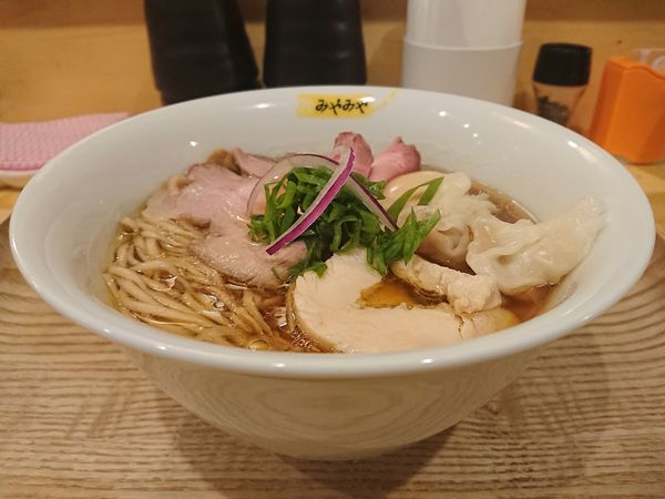 「特製鶏びあんそば＋高級トリュフ替玉75g」@鶏びあんSobaみやみやの写真