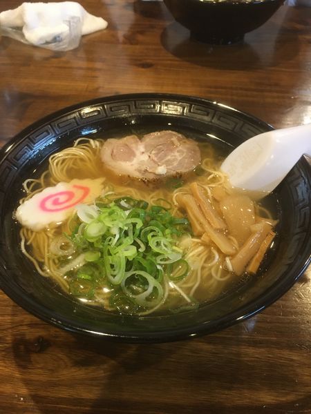 「魚介塩ラーメン」@万力屋 山梨店の写真