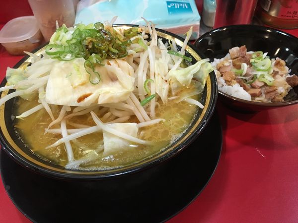 「野菜ラーメン＋半賄い飯」@家系ラーメン とらきち家の写真