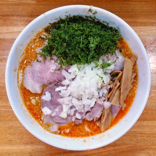 「肉中華そば 大盛り バラ海苔 辛脂」@中華そば136の写真