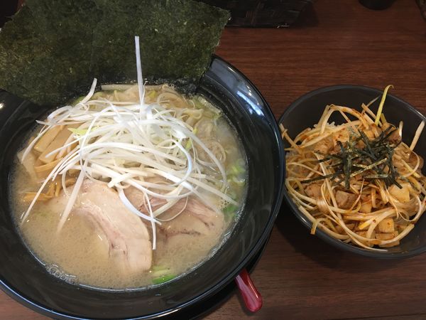 「Yuu 塩ラーメンとピリ辛ネギチャコマ丼」@麺匠 優の写真