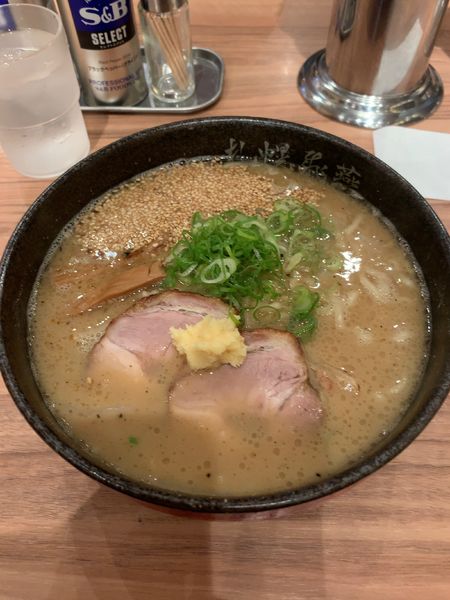 「我流札幌味噌らーめん（950円）」@札幌飛燕の写真