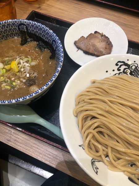 「濃厚つけ麺＆釜焼チャーシュー」@日本の中華そば富田 成田空港店の写真