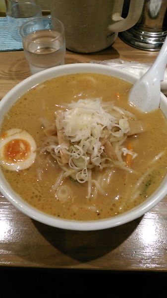 「みそらーめん」@手打ちらーめん 麺之介の写真