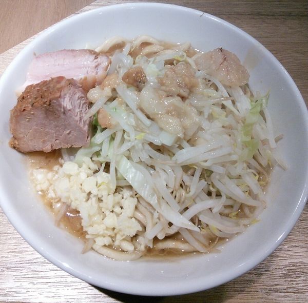 「ラーメン少なめ　７５０円」@MEN YARD FIGHTの写真