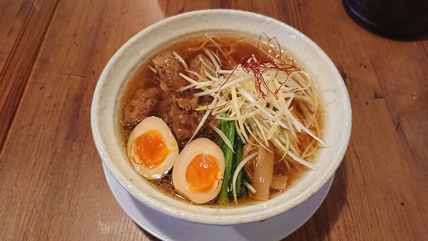 「トロ肉チャーシュー」@らーめんすずらんの写真