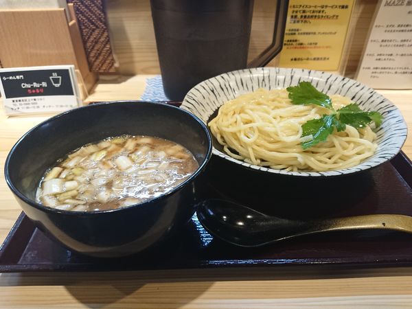 「濃厚魚介牛骨つけ麺」@らーめん専門 Chu-Ru-Riの写真