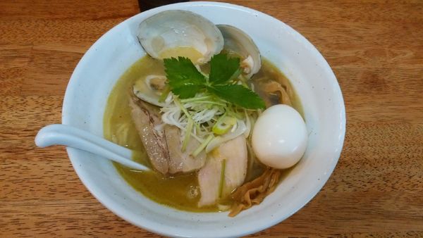 「味玉貝塩拉麺￥1000-」@麺屋 心羽の写真