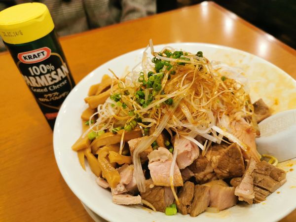 「辛みまぜそば 辛さ2（中）」@稲荷屋の写真