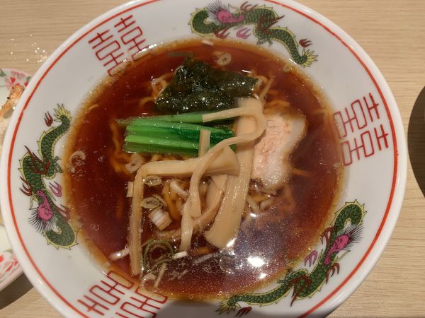 「半ラーメン450円、半チャーハン300円、半餃子250円」@珍来亭の写真