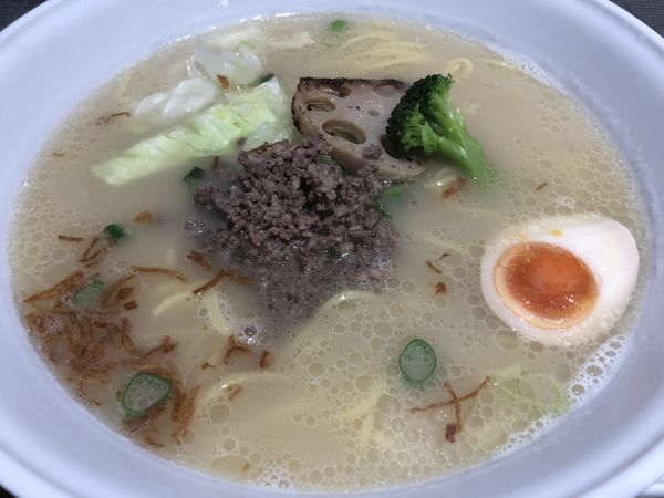 「牛骨白湯（コムタン） 大」@五瞭の写真